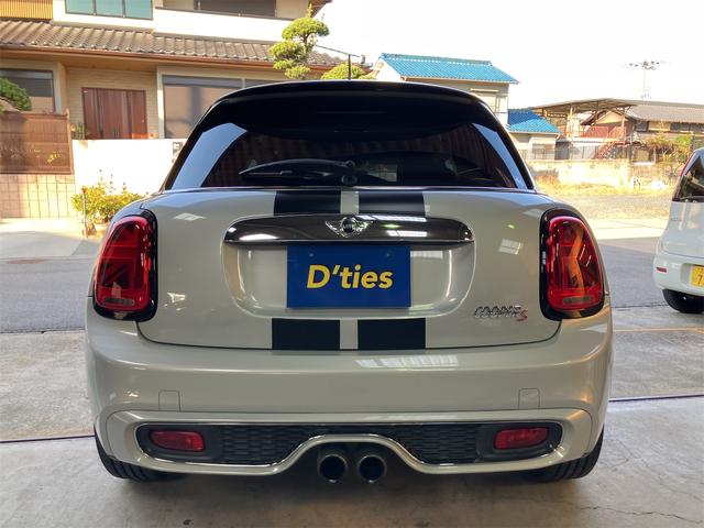 ＭＩＮＩ クーパーＳ　保証付　ワンオーナー　ユニオンジャックテールランプ　ＬＥＤヘッド＆オートライト　ＨＤＤナビ　Ｂｌｕｅｔｏｏｔｈ　ＥＴＣ　アームレスト　スペアキー（9枚目）