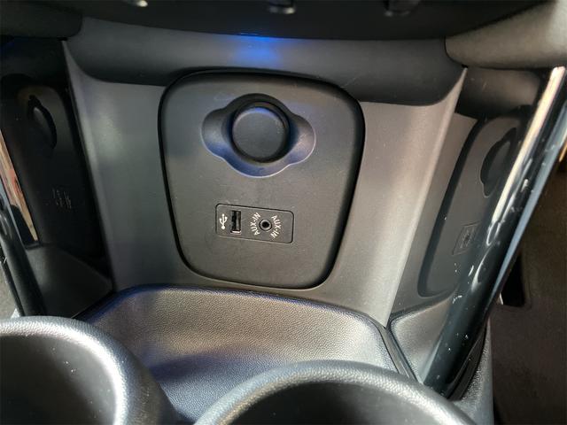 ＭＩＮＩ クーパーＳ　保証付　ワンオーナー　ユニオンジャックテールランプ　ＬＥＤヘッド＆オートライト　ＨＤＤナビ　Ｂｌｕｅｔｏｏｔｈ　ＥＴＣ　アームレスト　スペアキー（25枚目）
