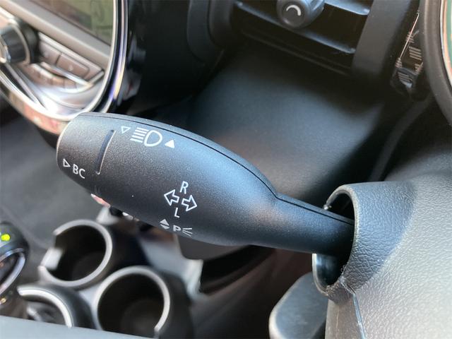 ＭＩＮＩ クーパーＳ　保証付　ワンオーナー　ユニオンジャックテールランプ　ＬＥＤヘッド＆オートライト　ＨＤＤナビ　Ｂｌｕｅｔｏｏｔｈ　ＥＴＣ　アームレスト　スペアキー（31枚目）
