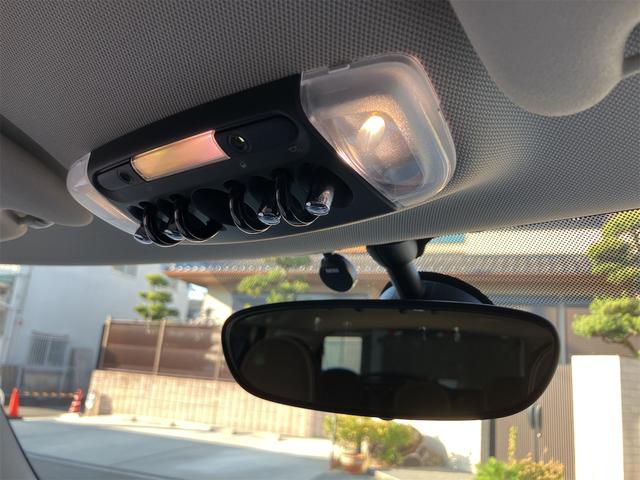 ＭＩＮＩ クーパーＳ　保証付　ワンオーナー　ユニオンジャックテールランプ　ＬＥＤヘッド＆オートライト　ＨＤＤナビ　Ｂｌｕｅｔｏｏｔｈ　ＥＴＣ　アームレスト　スペアキー（35枚目）