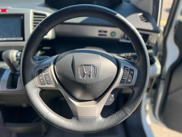 フリードハイブリッド ジャストセレクション ハイブリッド車/ドライブレコーダー前後/クルーズコントロール/オートライト/両側電動スライドドア/スマートキー/ETC/(21枚目)