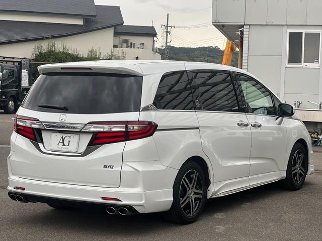 オデッセイ アブソルート・２０ｔｈアニバーサリー　ワンオーナー／ホンダセンシング／エアロ／純正ナビ／フルセグ／バックカメラ／Ｂｌｕｅｔｏｏｔｈ対応／電動シート／プッシュスタート／スマートキー／アイドリングストップ搭載／両側電動スライドドア（14枚目）