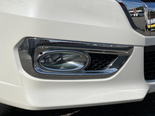 ステップワゴンスパーダ Ｚ　後期／ドライブレコーダー前後／ーシートカバー／純正ナビ／９インチナビ／バックカメラ／フルセグ／後席モニター／アイドリングストップ搭載／オートライト／ＥＴＣ（8枚目）