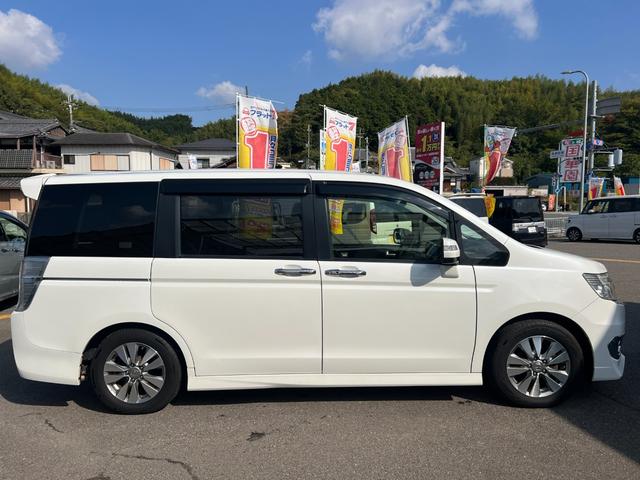 ステップワゴンスパーダ Ｚ　後期／ドライブレコーダー前後／ーシートカバー／純正ナビ／９インチナビ／バックカメラ／フルセグ／後席モニター／アイドリングストップ搭載／オートライト／ＥＴＣ（18枚目）