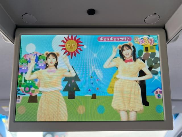 ステップワゴンスパーダ Ｚ　後期／ドライブレコーダー前後／ーシートカバー／純正ナビ／９インチナビ／バックカメラ／フルセグ／後席モニター／アイドリングストップ搭載／オートライト／ＥＴＣ（39枚目）