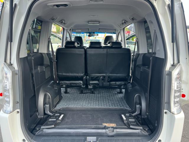 ステップワゴンスパーダ Ｚ　後期／ドライブレコーダー前後／ーシートカバー／純正ナビ／９インチナビ／バックカメラ／フルセグ／後席モニター／アイドリングストップ搭載／オートライト／ＥＴＣ（46枚目）