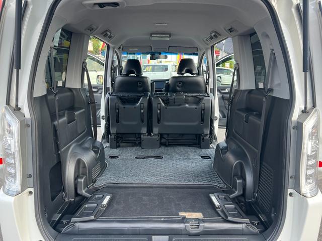 ステップワゴンスパーダ Ｚ　後期／ドライブレコーダー前後／ーシートカバー／純正ナビ／９インチナビ／バックカメラ／フルセグ／後席モニター／アイドリングストップ搭載／オートライト／ＥＴＣ（47枚目）