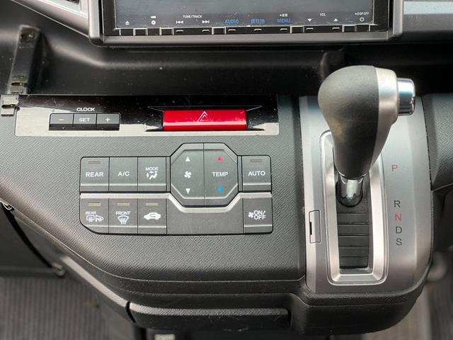 ステップワゴンスパーダ Z 純正ナビ/9インチナビ/バックカメラ/アイドリングストップ搭載/両側電動スライドドア/オートライト/パドルシフト/スマートキー(21枚目)