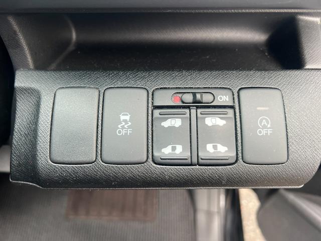 ステップワゴンスパーダ Z 純正ナビ/9インチナビ/バックカメラ/アイドリングストップ搭載/両側電動スライドドア/オートライト/パドルシフト/スマートキー(23枚目)