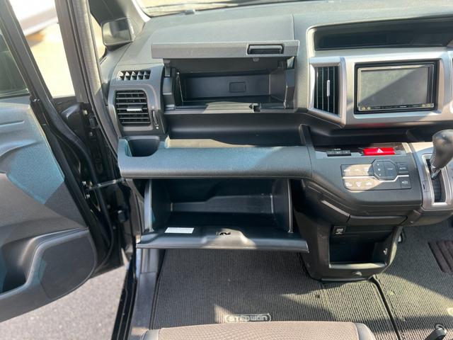 ステップワゴンスパーダ Z クールスピリット フルセグ/Bluetooth対応/バックカメラ/アイドリングストップ搭載/両側電動スライドドア/オートライト/パドルシフト/スマートキー(31枚目)