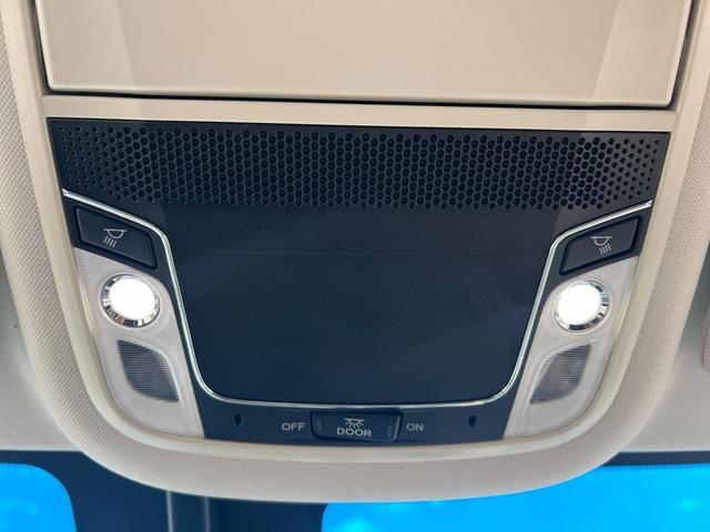 オデッセイ アブソルート　純正ナビ／Ｂｌｕｅｔｏｏｔｈ対応／後席モニター／バックカメラ／スマートキー／アイドリングストップ搭載／両側電動スライドドア／（21枚目）