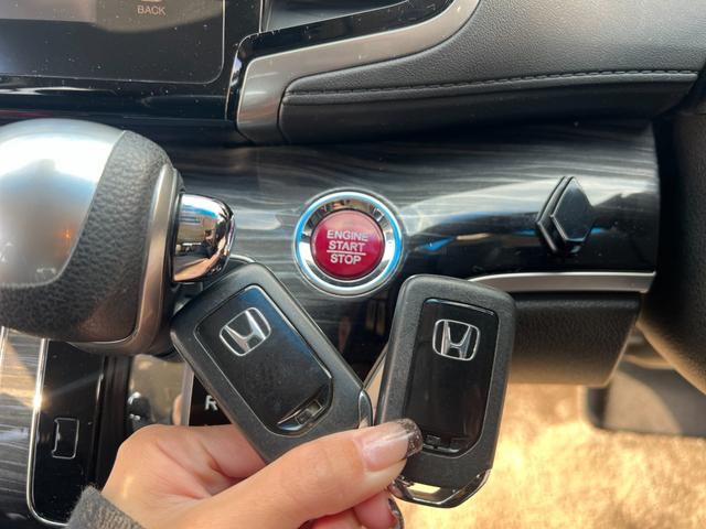 オデッセイ アブソルート　純正ナビ／Ｂｌｕｅｔｏｏｔｈ対応／後席モニター／バックカメラ／スマートキー／アイドリングストップ搭載／両側電動スライドドア／（29枚目）