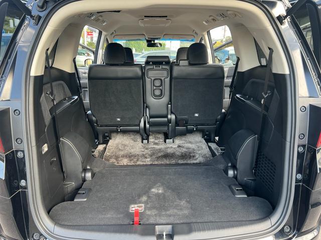 オデッセイ アブソルート　純正ナビ／Ｂｌｕｅｔｏｏｔｈ対応／後席モニター／バックカメラ／スマートキー／アイドリングストップ搭載／両側電動スライドドア／（46枚目）