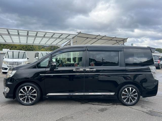 ステップワゴンスパーダ Ｚ　クールスピリット　後期／Ｂｌｕｅｔｏｏｔｈ対応／フルセグ／後席モニター／バックカメラ／アイドリングストップ搭載／両側電動スライドドア／オートライト／ＥＴＣ（14枚目）