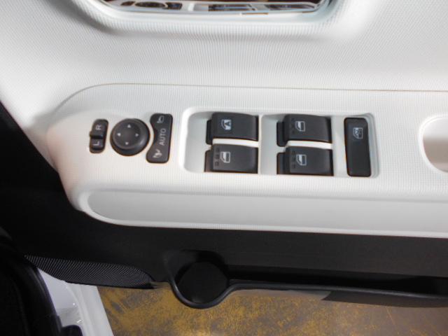 ムーヴキャンバス ストライプスＧターボ　純正ナビ　ドライブレコーダー装着　２０２２年モデル　ダイハツ純正１０インチスタイリッシュメモリーナビ　ドライブレコーダー　パノラマモニター　装着車（29枚目）