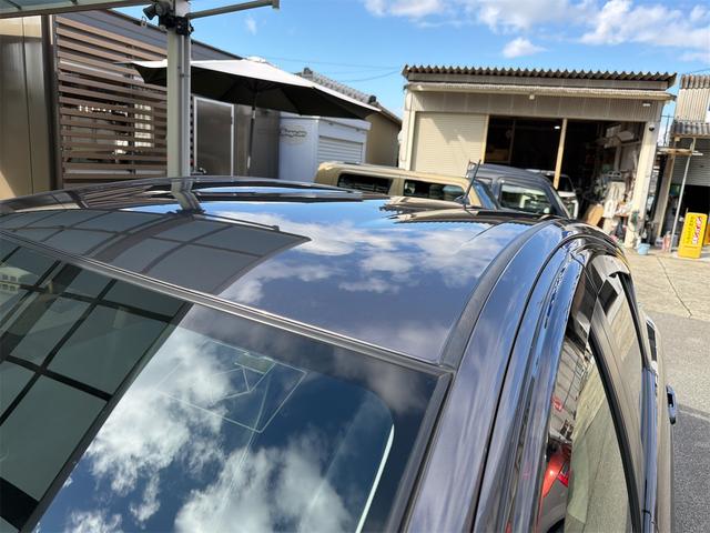 アクア Ｇブラックソフトレザーセレクション　純正ナビ　スマートキー　プッシュスタート　エアロパーツ　（フロントサイドステップ　リアアンダー　ルーフ）　電動格納ドアミラー　　ドアバイザー　ＥＴＣ　ＴＶ　コーナーポール　社外１５インチアルミ（29枚目）