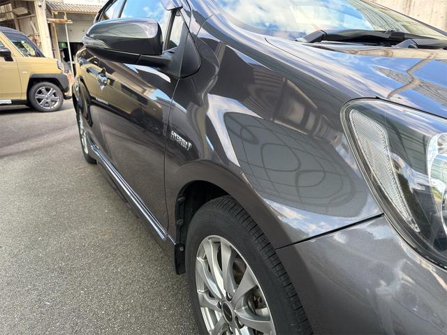 アクア Ｇブラックソフトレザーセレクション　純正ナビ　スマートキー　プッシュスタート　エアロパーツ　（フロントサイドステップ　リアアンダー　ルーフ）　電動格納ドアミラー　　ドアバイザー　ＥＴＣ　ＴＶ　コーナーポール　社外１５インチアルミ（32枚目）