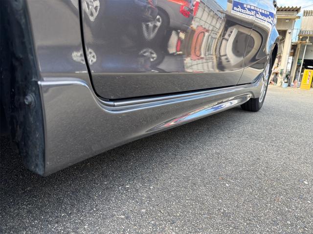 アクア Ｇブラックソフトレザーセレクション　純正ナビ　スマートキー　プッシュスタート　エアロパーツ　（フロントサイドステップ　リアアンダー　ルーフ）　電動格納ドアミラー　　ドアバイザー　ＥＴＣ　ＴＶ　コーナーポール　社外１５インチアルミ（35枚目）