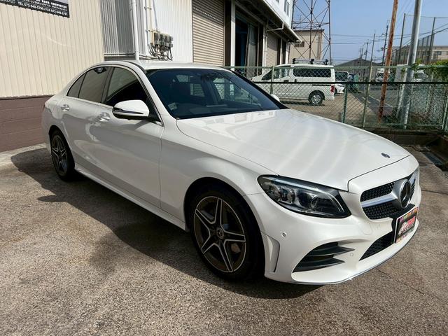 Ｃクラス Ｃ２２０ｄ　ローレウスエディション　後期型　ローレウスＥＤ　ＡＭＧ１８ＡＷ　ＥＴＣ　パフュームアトマイザー　禁煙車　エアサス　アンビエントライト　ブルメスター（19枚目）