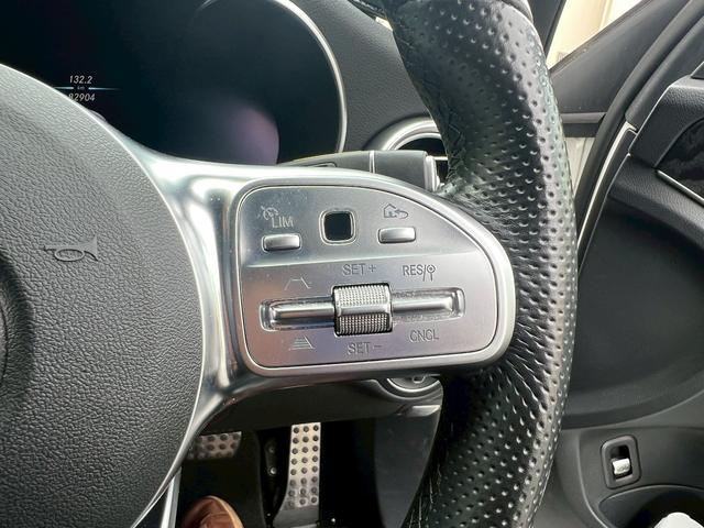 Ｃクラス Ｃ２２０ｄ　ローレウスエディション　後期型　ローレウスＥＤ　ＡＭＧ１８ＡＷ　ＥＴＣ　パフュームアトマイザー　禁煙車　エアサス　アンビエントライト　ブルメスター（25枚目）