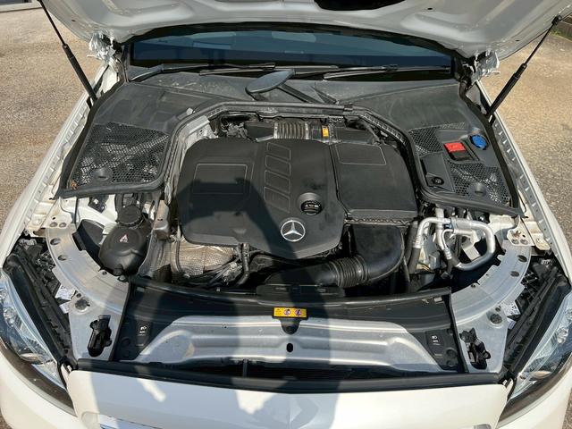 Ｃクラス Ｃ２２０ｄ　ローレウスエディション　後期型　ローレウスＥＤ　ＡＭＧ１８ＡＷ　ＥＴＣ　パフュームアトマイザー　禁煙車　エアサス　アンビエントライト　ブルメスター（55枚目）