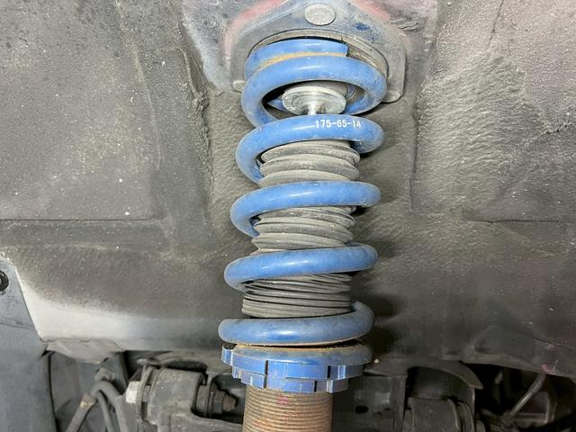 ＲＸ－８ タイプＳ　車高調ＯＳ技研ＬＳＤシングルメタルクラッチ吸排気　アルミラジエーターＥＣＵ　ＲＥ雨宮マツスピエアロ　フロントリヤヴェルサイドサイドステップＧＴウイング　ＨＤＤナビレカロ　フルバケ　ＷＥＤＳＳＡ－７２Ｒ（59枚目）