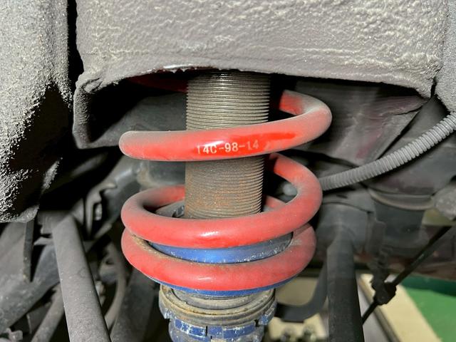 ＲＸ－８ タイプＳ　車高調ＯＳ技研ＬＳＤシングルメタルクラッチ吸排気　アルミラジエーターＥＣＵ　ＲＥ雨宮マツスピエアロ　フロントリヤヴェルサイドサイドステップＧＴウイング　ＨＤＤナビレカロ　フルバケ　ＷＥＤＳＳＡ－７２Ｒ（64枚目）