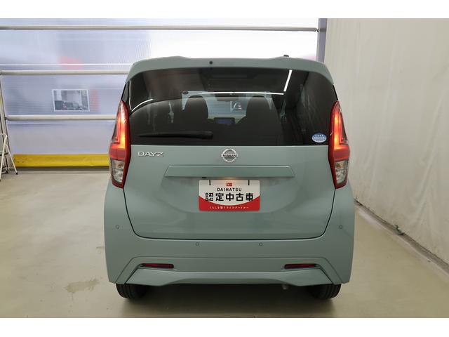 デイズ X Bluetoothオーディオ 電動格納式ドアミラー 踏み間違え防止 横滑防止装置 Aライト スマートキー イモビライザー ETC アイドリングストップ ドライブレコーダー キーレス 衝突安全ボディ(9枚目)