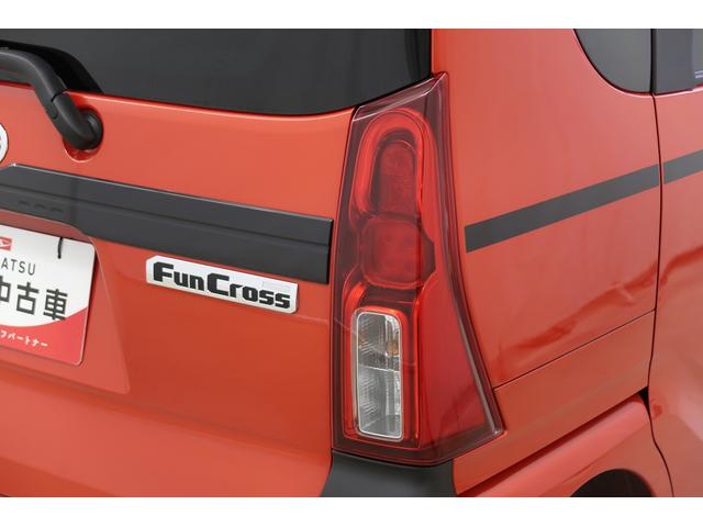 タント ファンクロス 衝突軽減 フルタイム4WD 車線逸脱警報 前席シートヒーター TV バックモニター 電格ミラー LEDヘッド ESC ベンチシート オートハイビーム ドラレコ キーフリー 盗難防止システム ABS(11枚目)