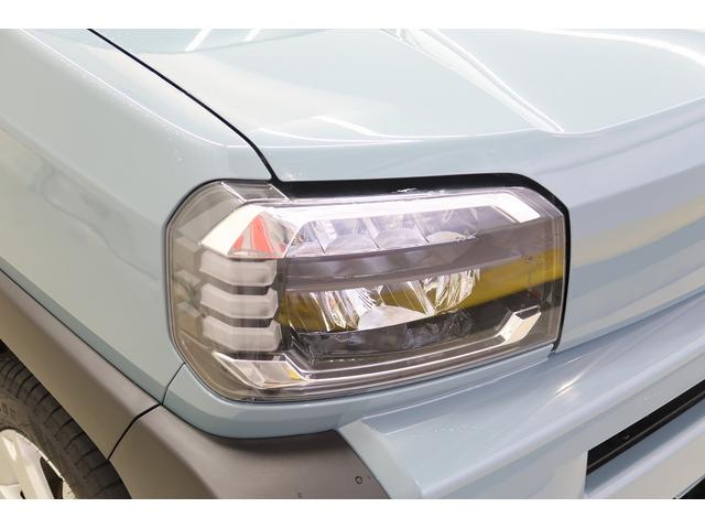 ＬＥＤヘッドランプは低消費電力で明るい光を放つＬＥＤヘッドランプで視界の確保。