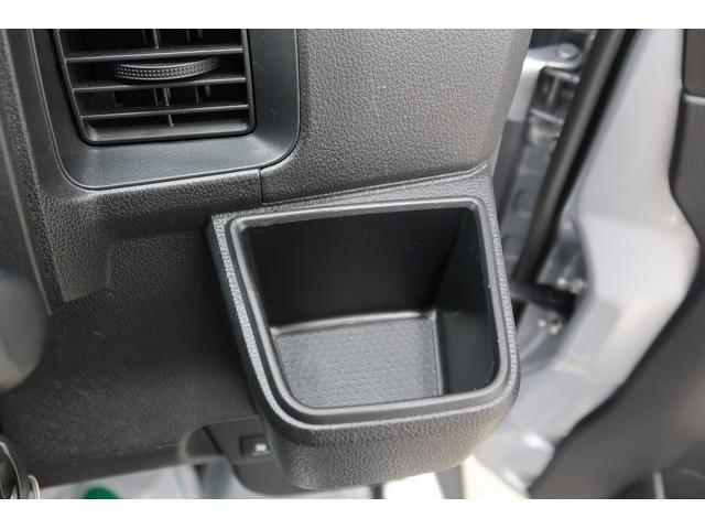 ハイゼットカーゴ ＤＸ　踏み間違い防止　Ｗエアバック　キーフリーシステム　エコアイドル　車線逸脱警報　切替４ＷＤ　オートハイビーム　両側スライドドア　オートライト　運転席エアバッグ　ＡＢＳ　記録簿　ＶＤＣ（27枚目）