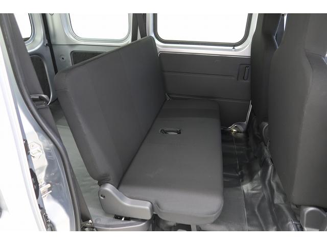 ハイゼットカーゴ ＤＸ　踏み間違い防止　Ｗエアバック　キーフリーシステム　エコアイドル　車線逸脱警報　切替４ＷＤ　オートハイビーム　両側スライドドア　オートライト　運転席エアバッグ　ＡＢＳ　記録簿　ＶＤＣ（32枚目）