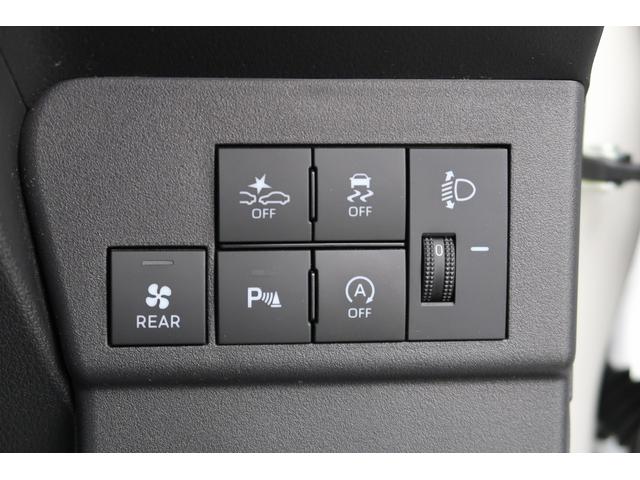 ハイゼットカーゴ ＤＸ　／切替４ＷＤ／ラジオ／オートライト／踏み間違い防止　踏み間違い防止　Ｗエアバック　キーレス　エコアイドル　車線逸脱警報　切替４ＷＤ　オートハイビーム　オートライト　運転席エアバッグ　ＡＢＳ　記録簿　ＶＤＣ（25枚目）