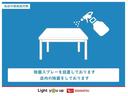 入口に除菌スプレーを設置しておりますので、ご入店時にご利用ください。また定期的に店内の除菌を行っております。