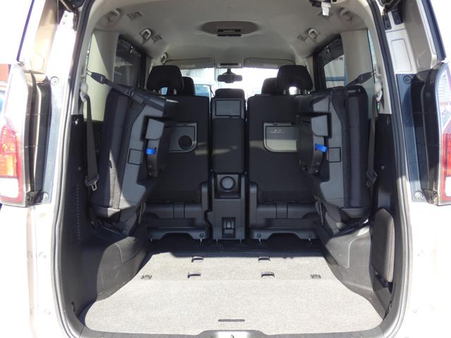 セレナ X セーフティパックA 快適パック エマージェンシーブレーキ ディスプレイオーディオ ETC パワースライドドア クルーズコントロール ソナー アイドリングストップ パーソナルテーブル USB電源ソケット(11枚目)