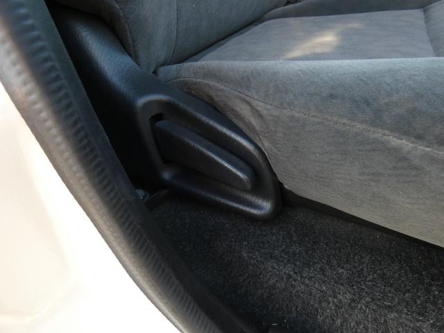 ハイエースワゴン ＧＬ　後期　セーフティセンス　バックカメラ　ドライブレコーダー　メモリーナビ　ＴＶ視聴可　Ｂｌｕｅｔｏｏｔｈ接続　ＵＳＢ端子　１００Ｖ電源　チップアップシート　禁煙車（46枚目）