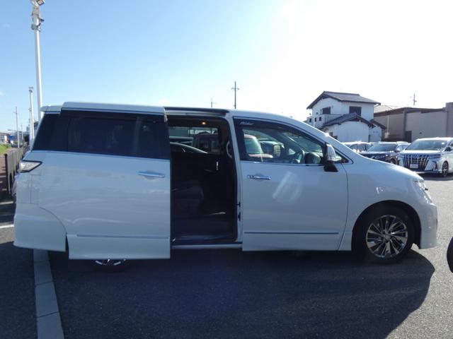 NISSAN ELGRAND RIDER