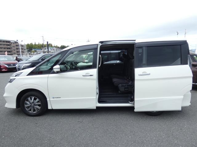 セレナ ｅ－パワー　ハイウェイスターＶ　両側パワスラ　セーフティパックＢ　インテリジェントエマージェンシーブレーキ　純正ナビ　フルセグ　ＥＴＣ　全周囲カメラ　前後ソナー　オートハイビーム　ＬＥＤヘッドランプ　レーダークルーズコントロール（18枚目）