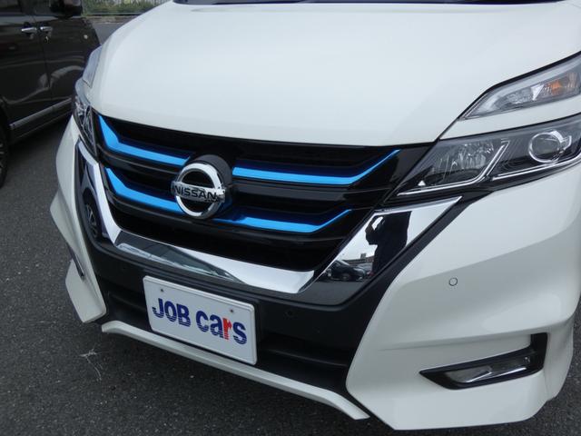 セレナ ｅ－パワー　ハイウェイスターＶ　両側パワスラ　セーフティパックＢ　インテリジェントエマージェンシーブレーキ　純正ナビ　フルセグ　ＥＴＣ　全周囲カメラ　前後ソナー　オートハイビーム　ＬＥＤヘッドランプ　レーダークルーズコントロール（26枚目）