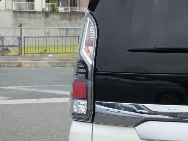 セレナ ｅ－パワー　ハイウェイスターＶ　両側パワスラ　セーフティパックＢ　インテリジェントエマージェンシーブレーキ　純正ナビ　フルセグ　ＥＴＣ　全周囲カメラ　前後ソナー　オートハイビーム　ＬＥＤヘッドランプ　レーダークルーズコントロール（33枚目）