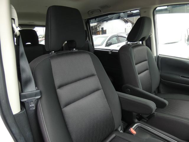 セレナ ｅ－パワー　ハイウェイスターＶ　両側パワスラ　セーフティパックＢ　インテリジェントエマージェンシーブレーキ　純正ナビ　フルセグ　ＥＴＣ　全周囲カメラ　前後ソナー　オートハイビーム　ＬＥＤヘッドランプ　レーダークルーズコントロール（39枚目）