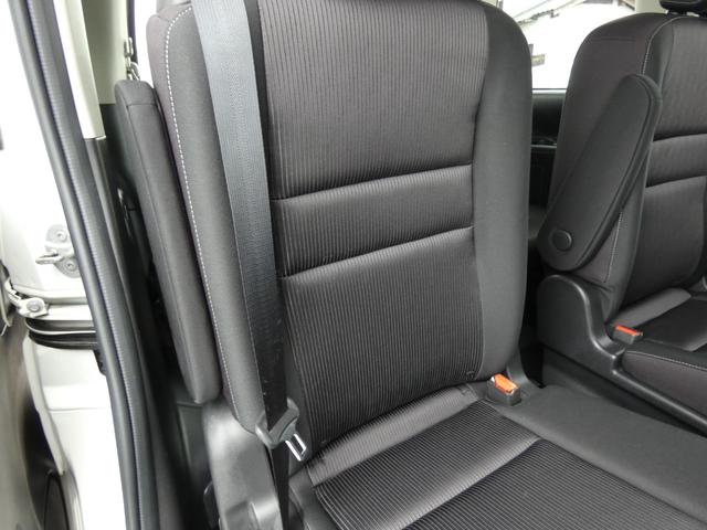 セレナ ｅ－パワー　ハイウェイスターＶ　両側パワスラ　セーフティパックＢ　インテリジェントエマージェンシーブレーキ　純正ナビ　フルセグ　ＥＴＣ　全周囲カメラ　前後ソナー　オートハイビーム　ＬＥＤヘッドランプ　レーダークルーズコントロール（67枚目）