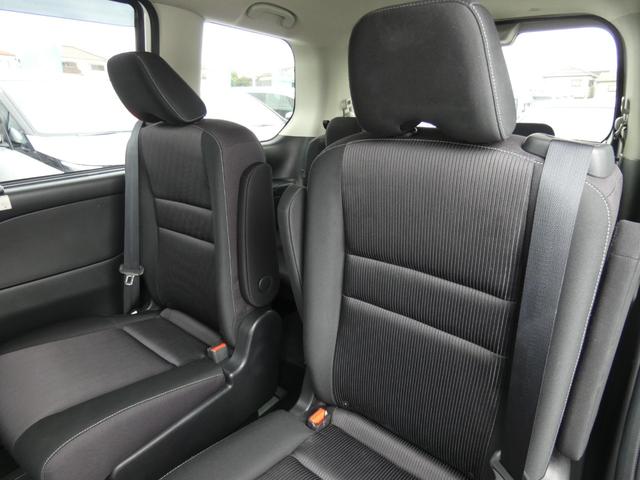 セレナ ｅ－パワー　ハイウェイスターＶ　両側パワスラ　セーフティパックＢ　インテリジェントエマージェンシーブレーキ　純正ナビ　フルセグ　ＥＴＣ　全周囲カメラ　前後ソナー　オートハイビーム　ＬＥＤヘッドランプ　レーダークルーズコントロール（74枚目）