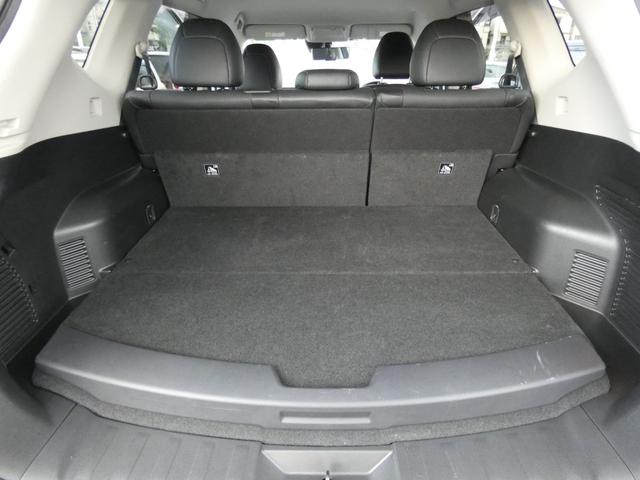 エクストレイル ２０Ｘｉ　ハイブリッド　後期　プロパイロット　インテリジェントエマージェンシーブレーキ　純正ナビ　フルセグ　ＥＴＣ　Ｂカメラ　前後ソナー　ＬＥＤヘッドランプ　レーダークルーズコントロール　パワーバックドア　シートヒーター（74枚目）