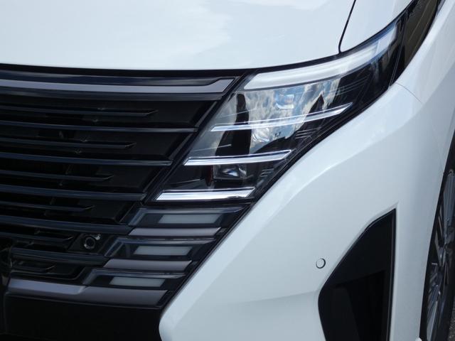 セレナ ｅ－パワー　ハイウェイスターＶ　セカンドスライドアップシート　全方位運転支援システム　後席モニター　１２．３インチディスプレイオーディオ　フルセグ　ＥＴＣ　両側パワスラ　全周囲カメラ　前後ソナー　オートハイビーム　ＬＥＤヘッドランプ（23枚目）