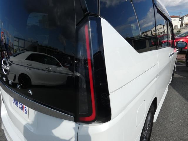 セレナ ｅ－パワー　ハイウェイスターＶ　セカンドスライドアップシート　全方位運転支援システム　後席モニター　１２．３インチディスプレイオーディオ　フルセグ　ＥＴＣ　両側パワスラ　全周囲カメラ　前後ソナー　オートハイビーム　ＬＥＤヘッドランプ（29枚目）