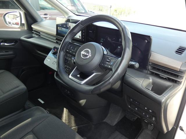 セレナ ｅ－パワー　ハイウェイスターＶ　セカンドスライドアップシート　全方位運転支援システム　後席モニター　１２．３インチディスプレイオーディオ　フルセグ　ＥＴＣ　両側パワスラ　全周囲カメラ　前後ソナー　オートハイビーム　ＬＥＤヘッドランプ（35枚目）