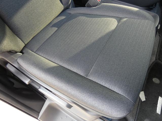 セレナ ｅ－パワー　ハイウェイスターＶ　セカンドスライドアップシート　全方位運転支援システム　後席モニター　１２．３インチディスプレイオーディオ　フルセグ　ＥＴＣ　両側パワスラ　全周囲カメラ　前後ソナー　オートハイビーム　ＬＥＤヘッドランプ（38枚目）