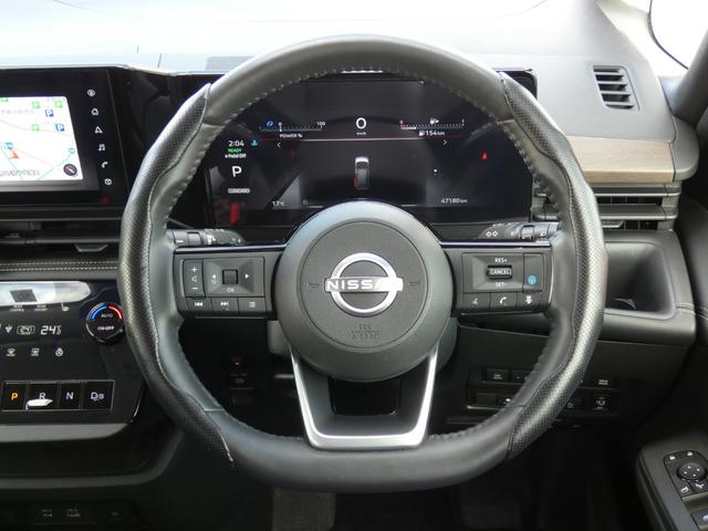 セレナ ｅ－パワー　ハイウェイスターＶ　セカンドスライドアップシート　全方位運転支援システム　後席モニター　１２．３インチディスプレイオーディオ　フルセグ　ＥＴＣ　両側パワスラ　全周囲カメラ　前後ソナー　オートハイビーム　ＬＥＤヘッドランプ（51枚目）