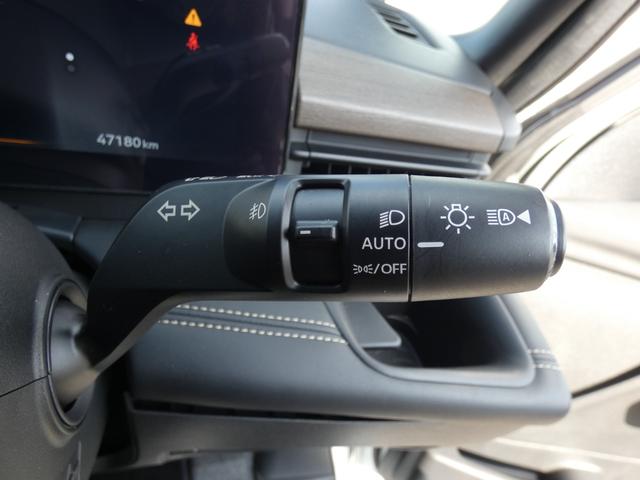 セレナ ｅ－パワー　ハイウェイスターＶ　セカンドスライドアップシート　全方位運転支援システム　後席モニター　１２．３インチディスプレイオーディオ　フルセグ　ＥＴＣ　両側パワスラ　全周囲カメラ　前後ソナー　オートハイビーム　ＬＥＤヘッドランプ（52枚目）